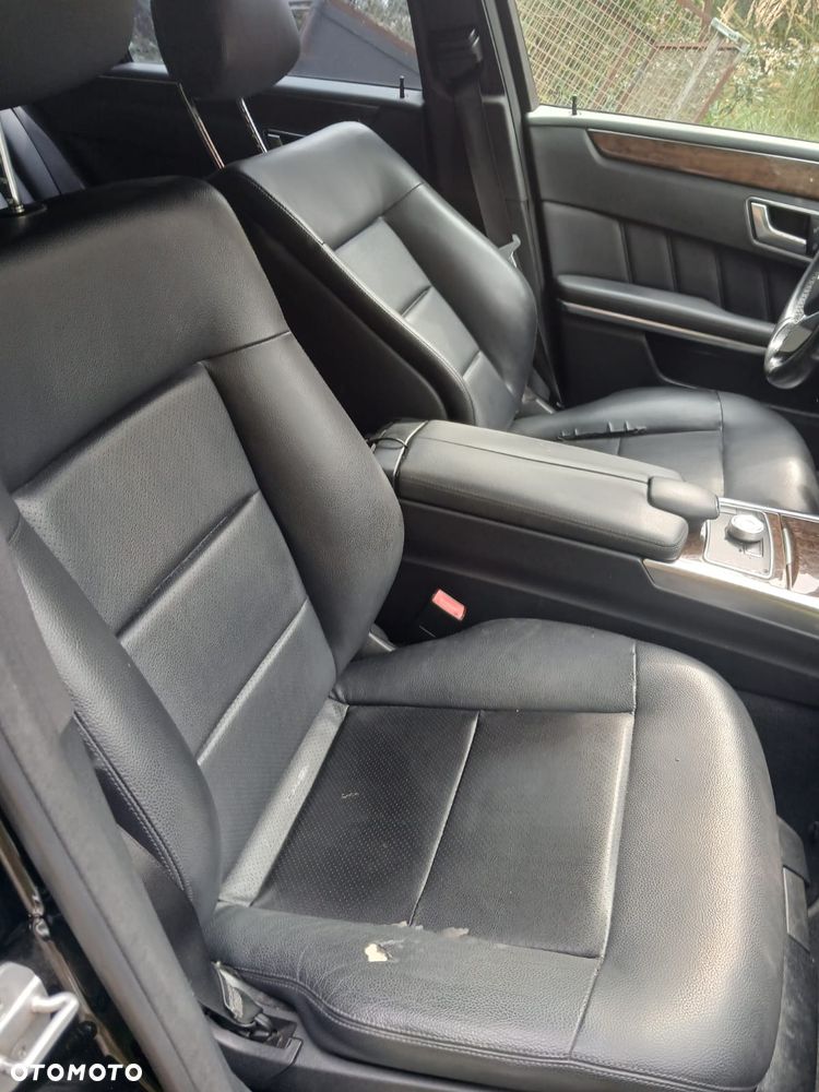 Mercedes-Benz Klasa E 350 4-Matic Classic - 24