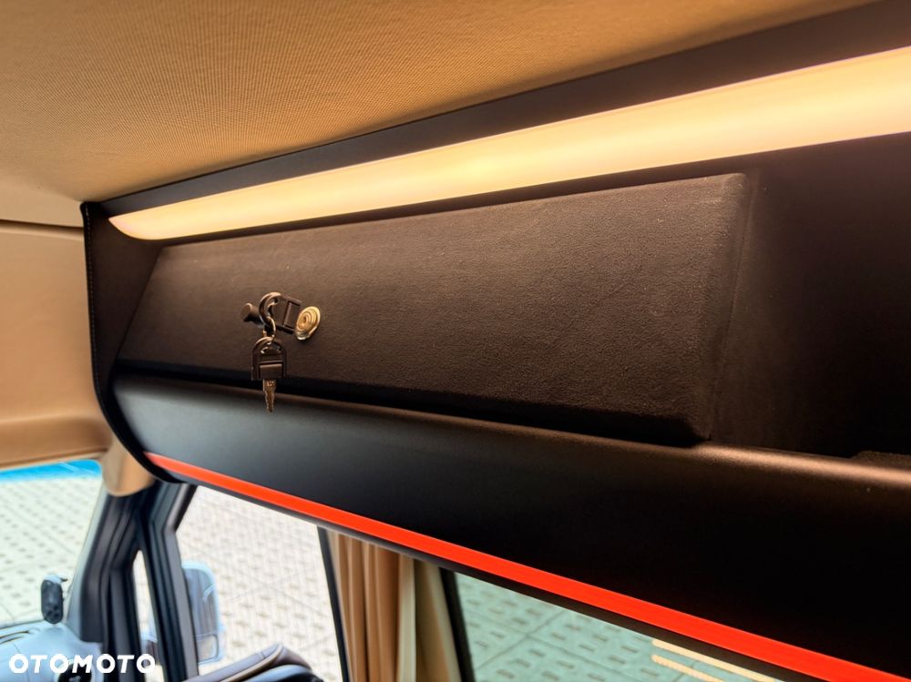 Mercedes-Benz Sprinter 519 - 29