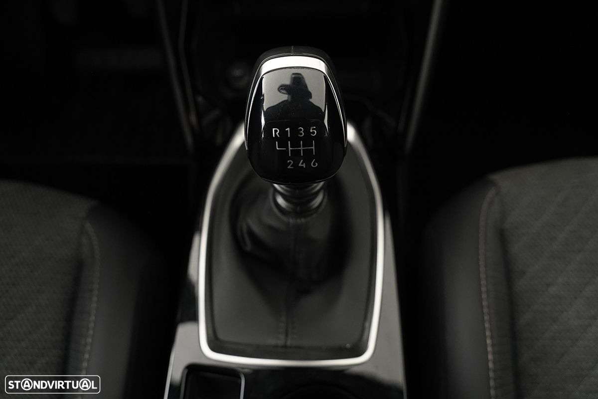 Peugeot 2008 1.2 PureTech Allure - 14