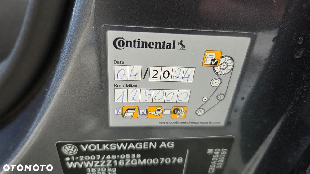 Volkswagen Jetta - 12