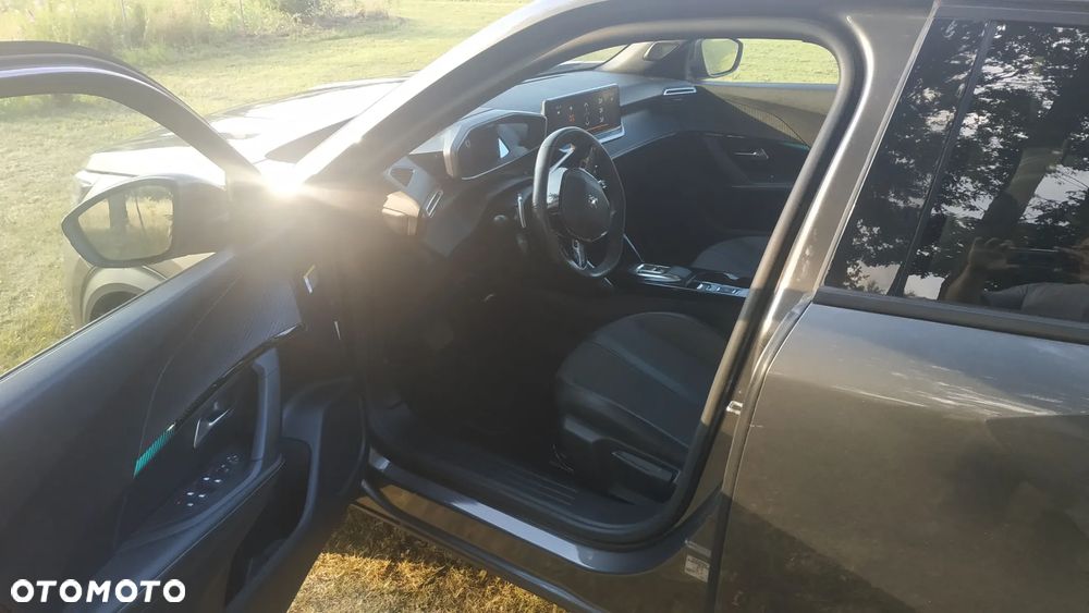 Peugeot 2008 - 7