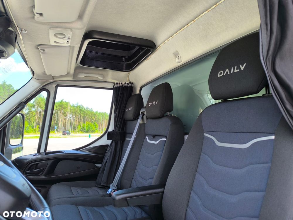 Iveco Daily 70C18 WINDA 1000kg, Sypialnia, 6.50m, 16Palet, 2xFirana + Zsuwany Dach! - 20