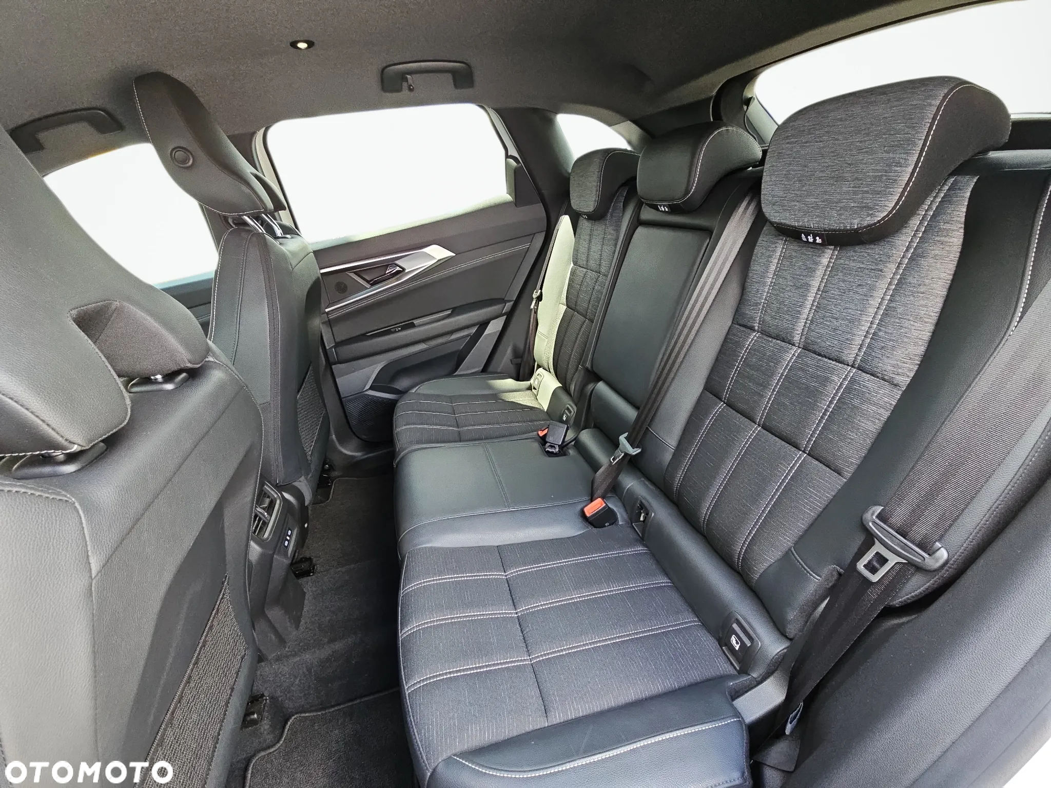 Renault Austral 1.3 TCe mHEV Techno - 13