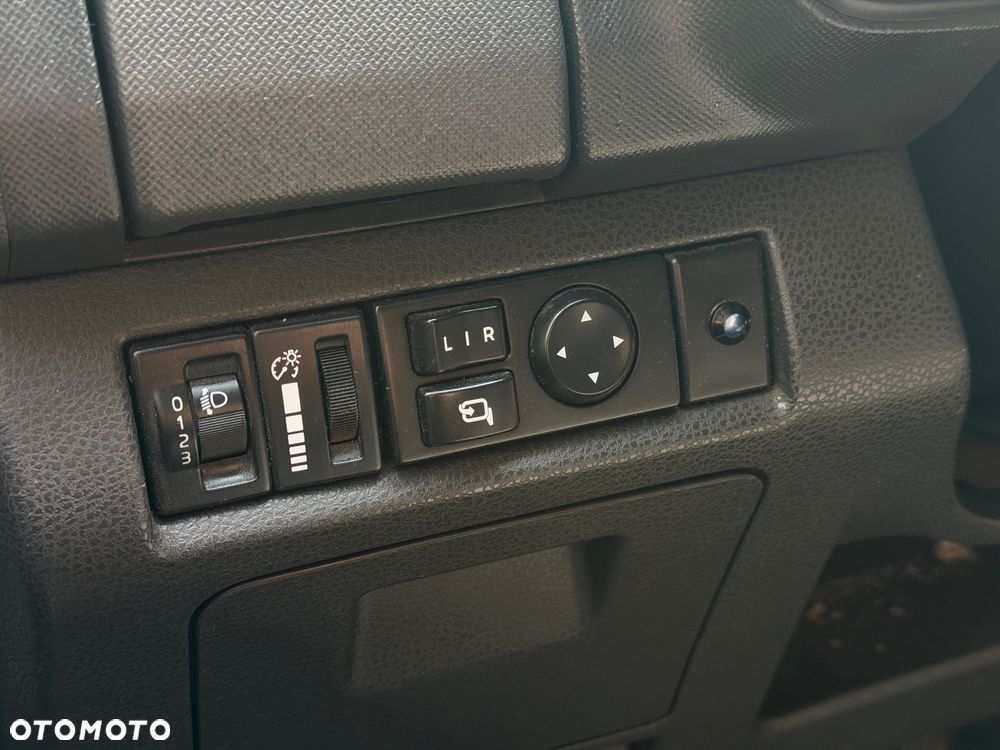 Isuzu D-Max 2.5 DC L - 15