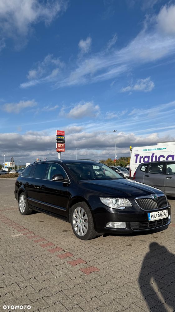 Skoda Superb 3.6 FSI 4x4 Platinum DSG - 4