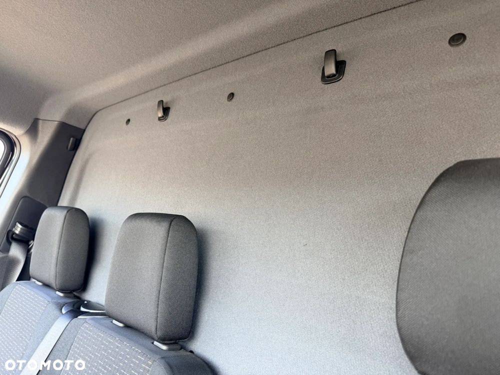 Mercedes-Benz SPRINTER - 14