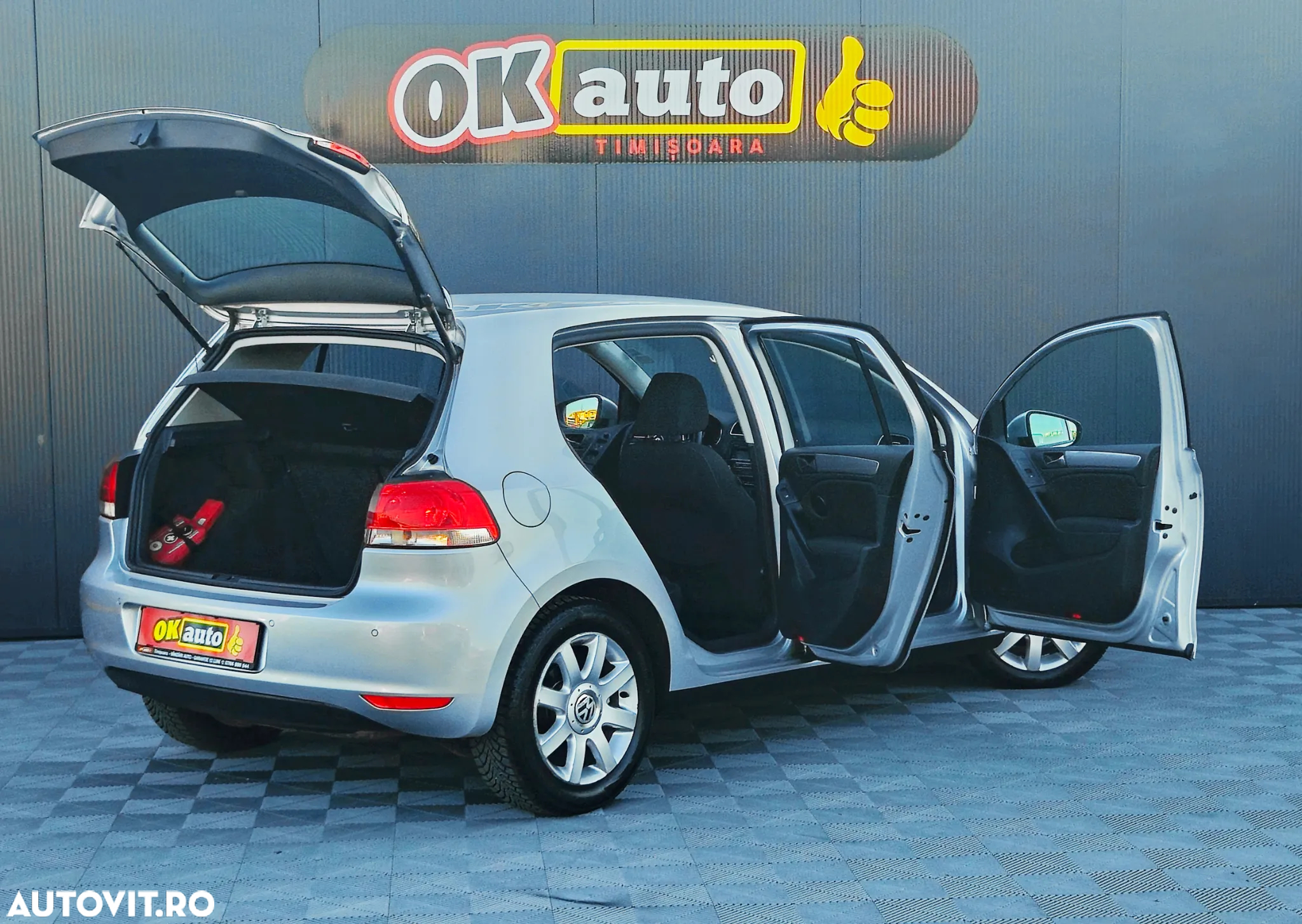 Volkswagen Golf - 26