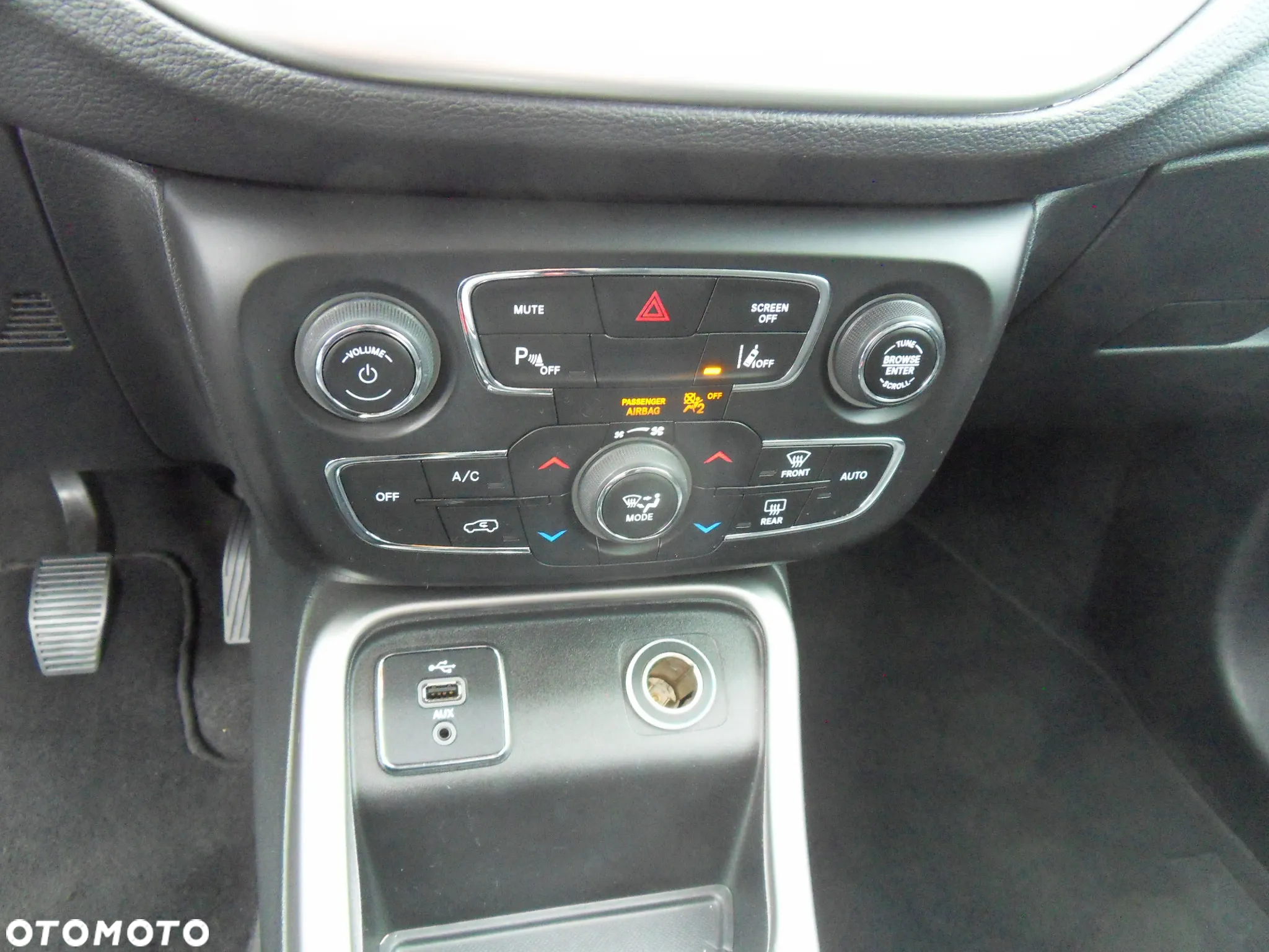 Jeep Compass 1.4 TMair Longitude FWD S&S - 19
