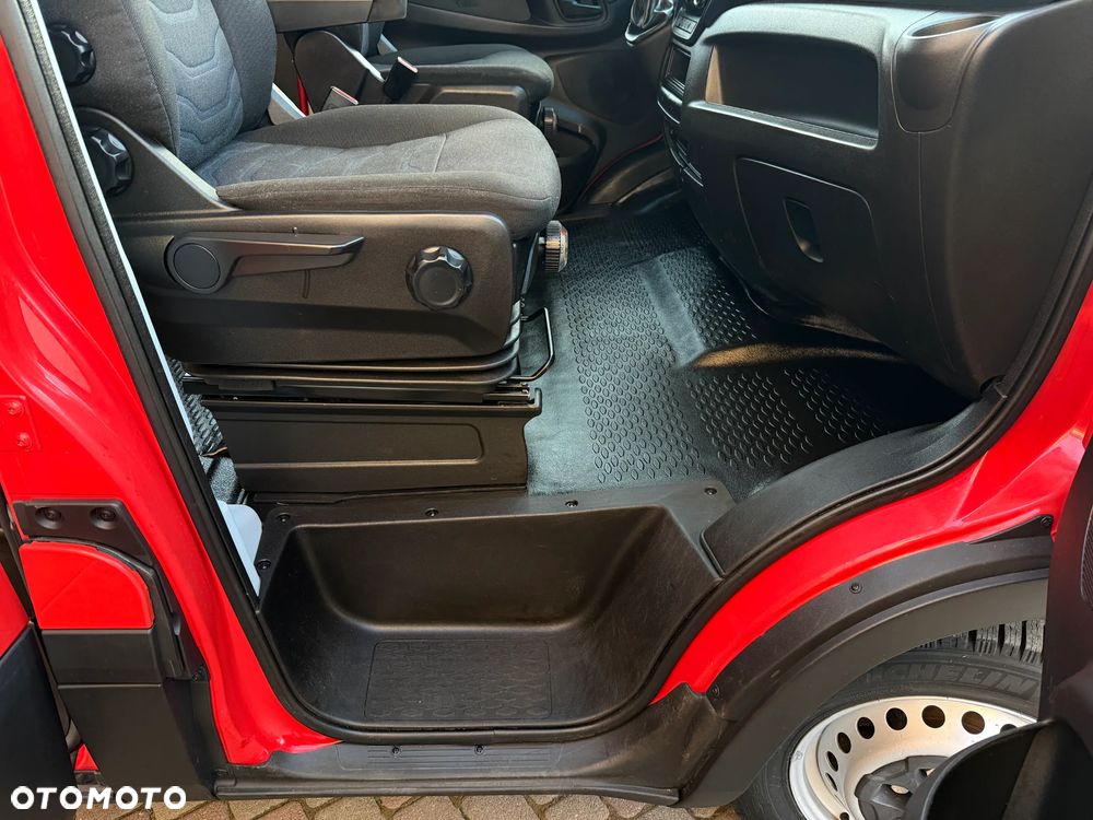 Iveco Daily 3,0 Doka Brygadówka - 22