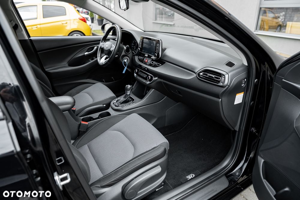 Hyundai i30 1.5 T-GDI 48V Premium DCT - 24