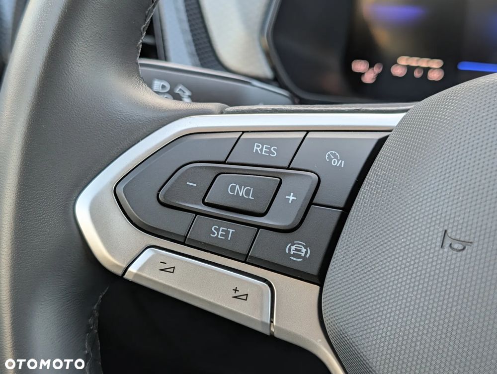 Volkswagen T-Cross 1.0 TSI Life Plus - 18