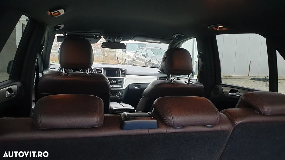 Mercedes-Benz ML - 10