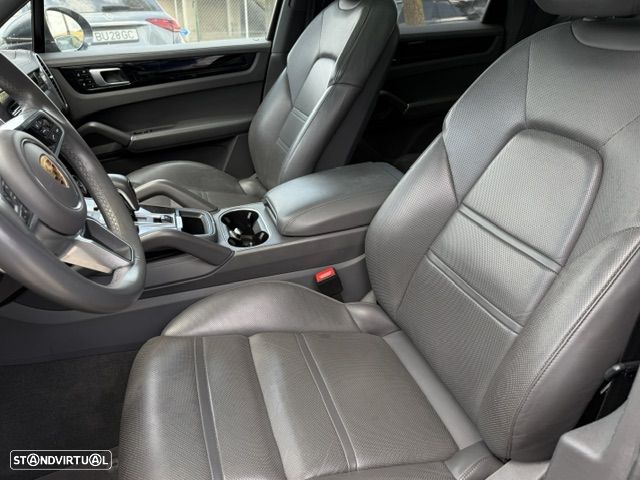 Porsche Cayenne E-Hybrid Tiptronic S - 19