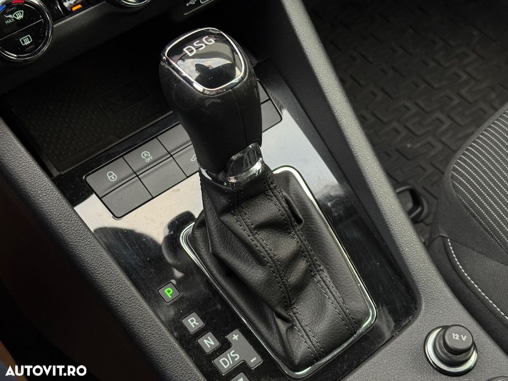 Skoda Octavia 2.0 TDI DSG Style - 6