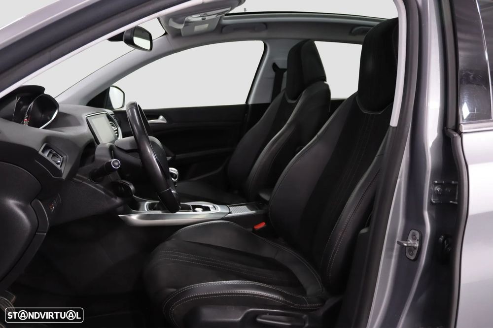 Peugeot 308 - 6