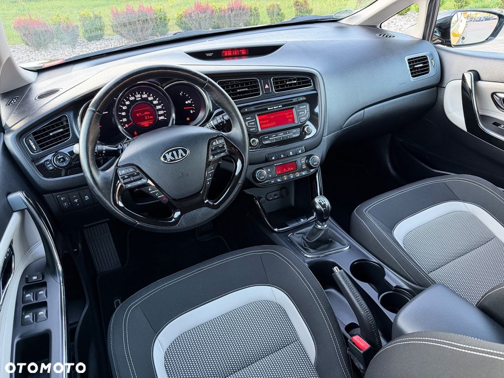 Kia Ceed 1.6 GDI Platinum Edition - 7