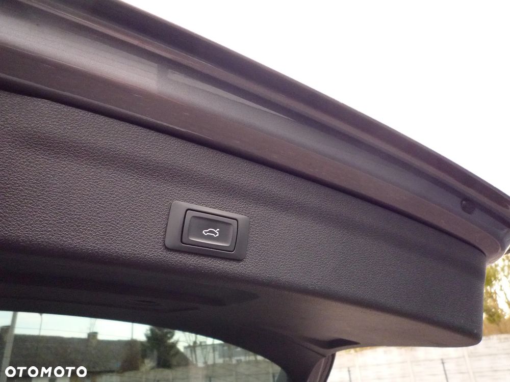Audi A6 Avant 40 TDI S tronic - 33