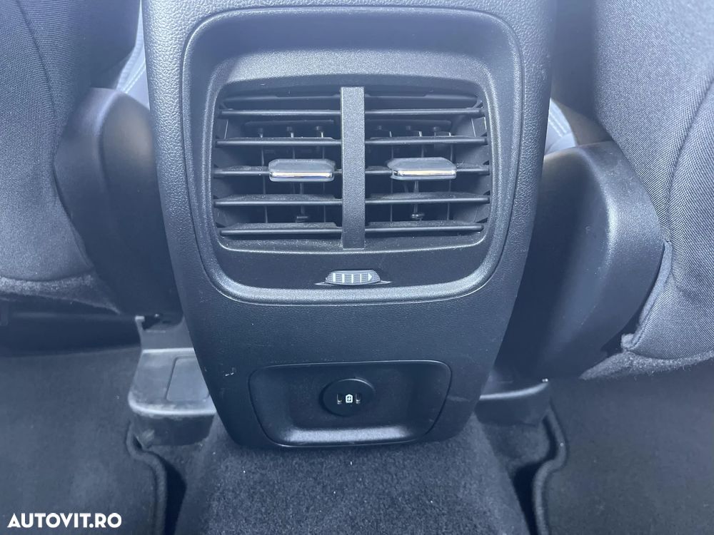 Ford Kuga 1.5 EcoBoost FWD Titanium - 23