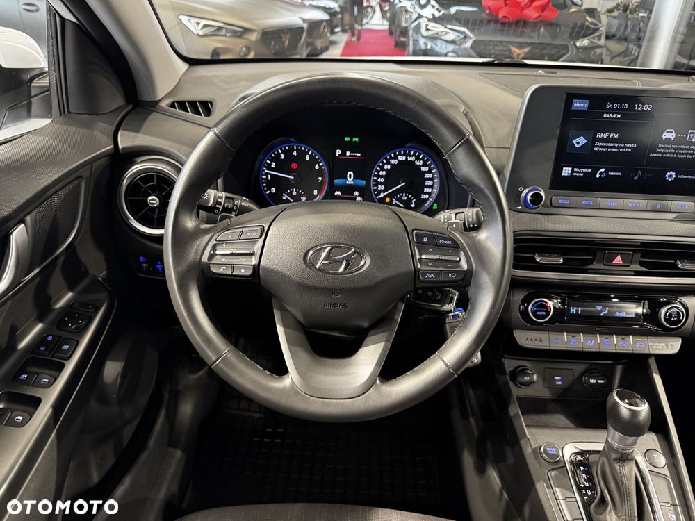 Hyundai Kona - 17