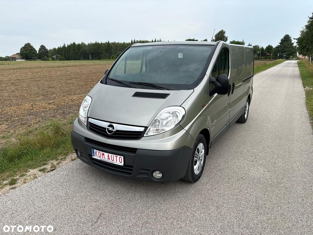 Opel Vivaro - 13
