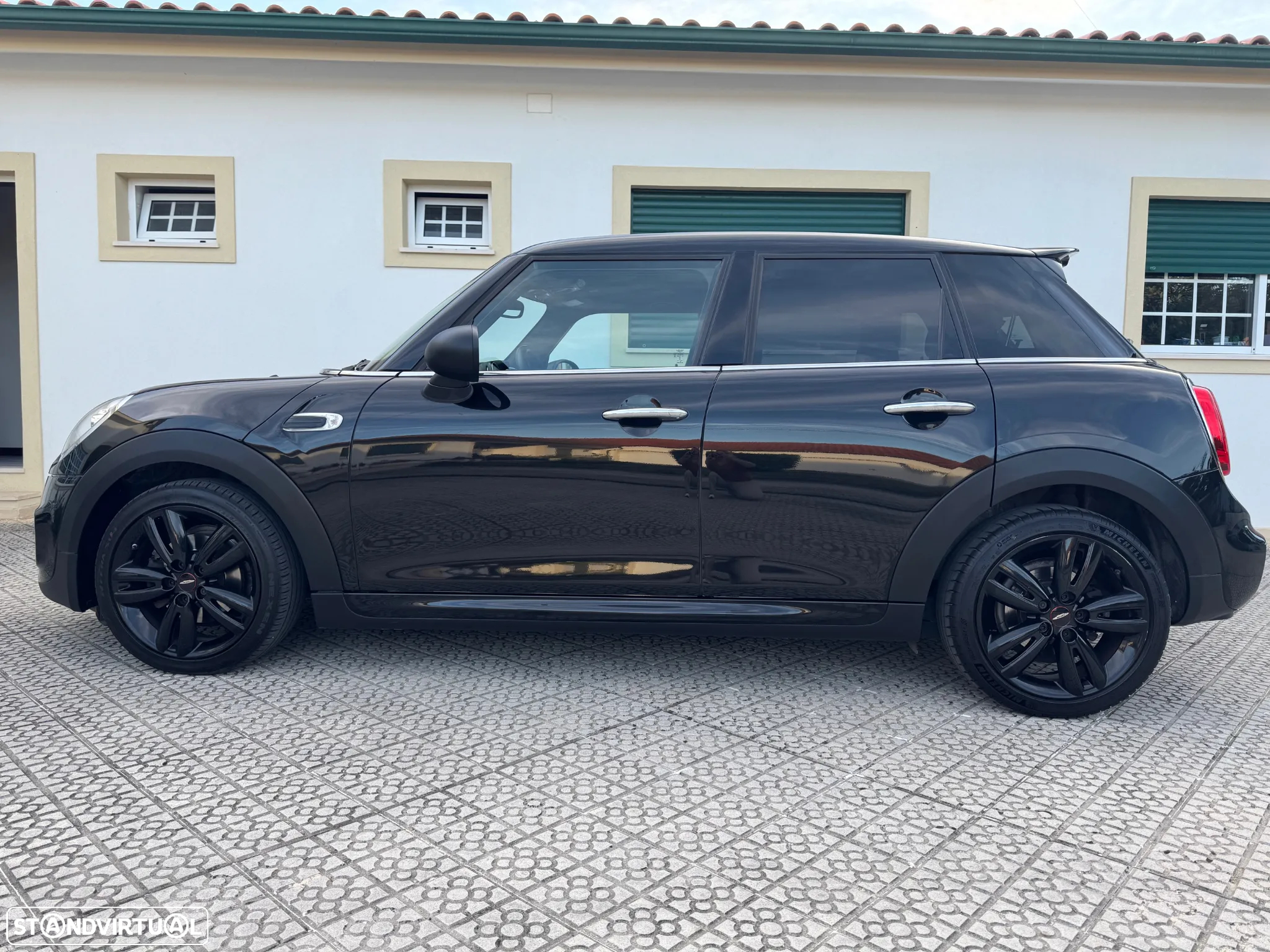 MINI 5 Portas One D - 4