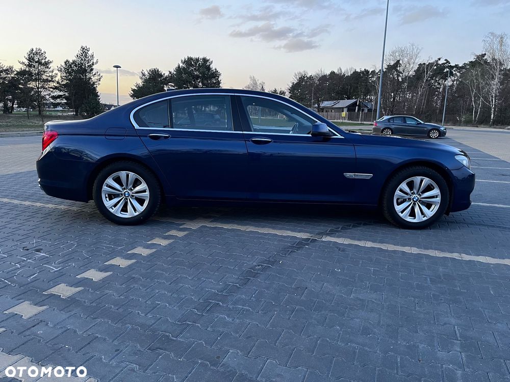 BMW Seria 7 740d xDrive - 8