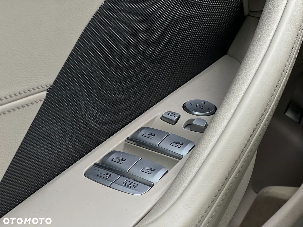 BMW Seria 8 - 21