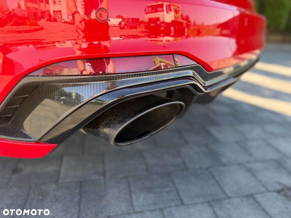 Audi RS4 Avant - 18