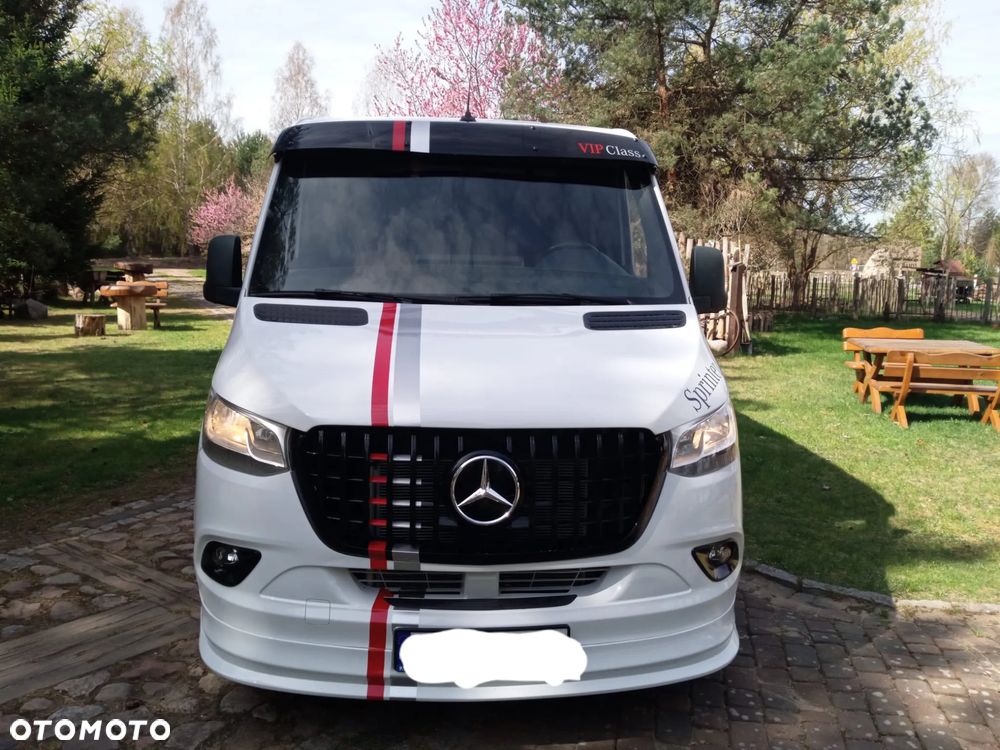 Mercedes-Benz Sprinter 907.221 - 2