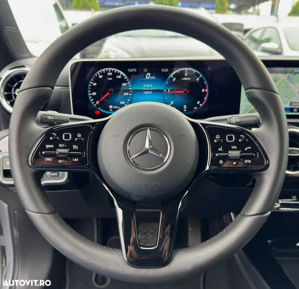 Mercedes-Benz A - 24