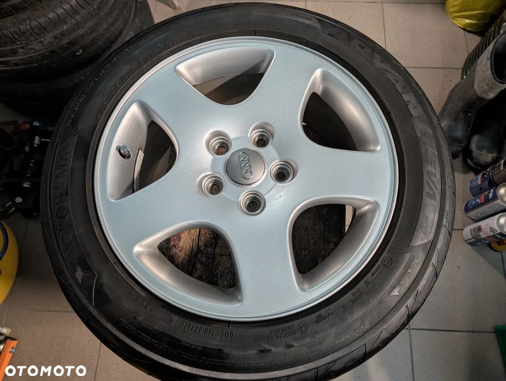 Audi A4 Limousine - 14