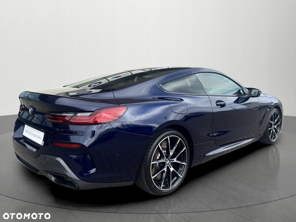 BMW Seria 8 - 5