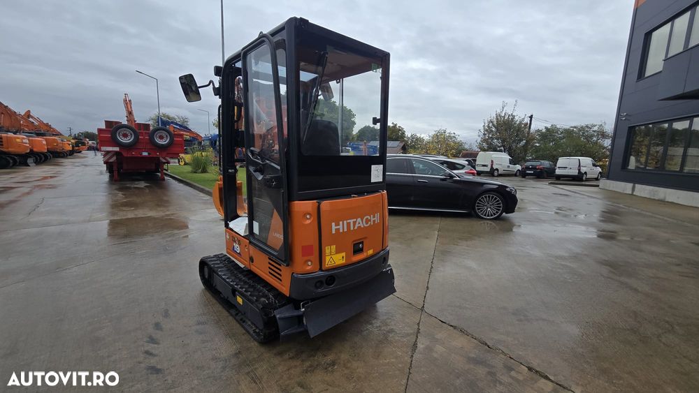 Hitachi ZX19-6, 2tone, 2026, EX DEMO 158h, LAMA, cupla rapida+cupa ingusta+cupa lata+cupa taluz, inst picon, latime 0,8m, latime cu senile extinse 1,2m, ad sapare 2,8m, ridica 1t, produs in JAPONIA, posibilitate leasing 4 ani-PROMOTIE 23900 EUR+Tva - 33