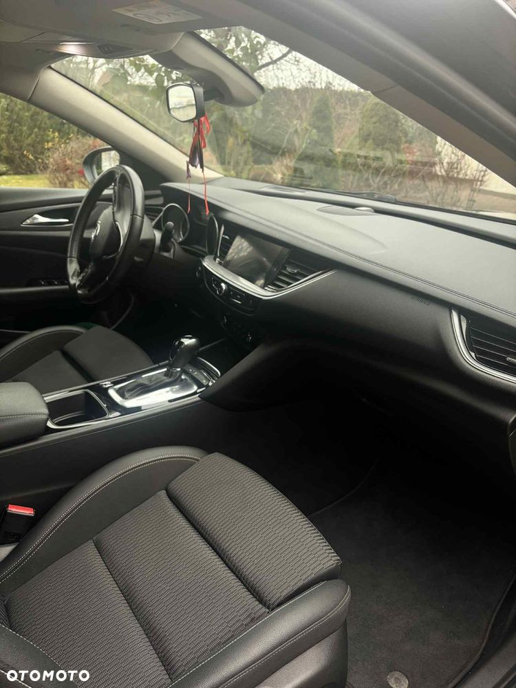 Opel Insignia 2.0 - 16