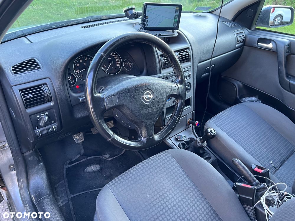 Opel Astra 1.6 - 8