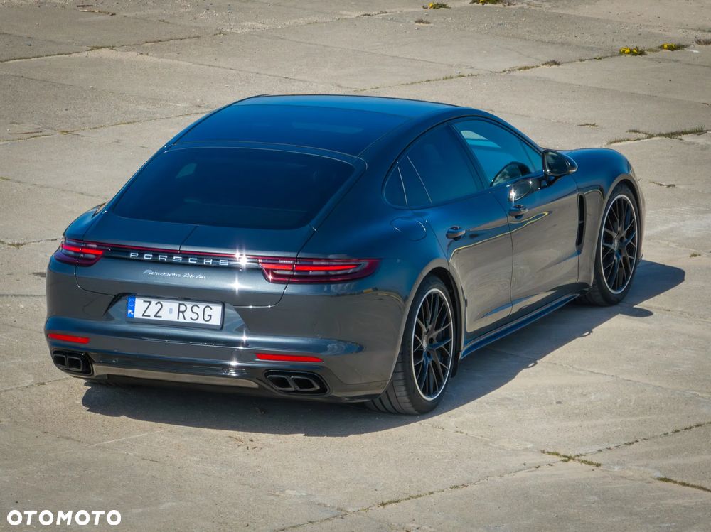 Porsche Panamera Turbo - 3