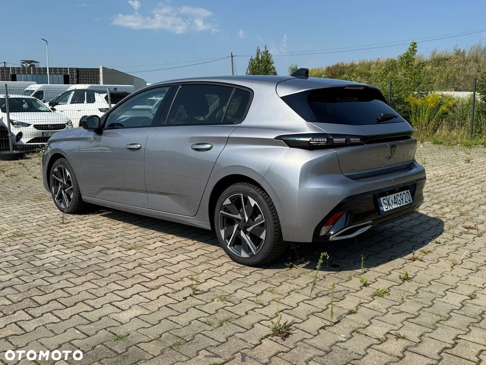 Peugeot 308 1.5 BlueHDi Allure S&S EAT8 - 17