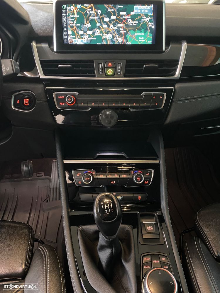 BMW 218 Active Tourer d Line Sport - 10