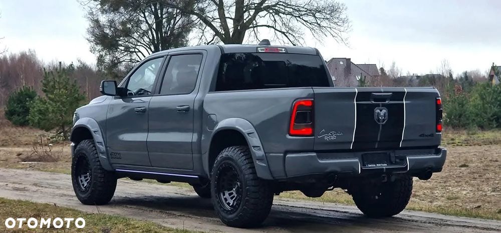 Dodge RAM 1500 5.7 4x4 - 10