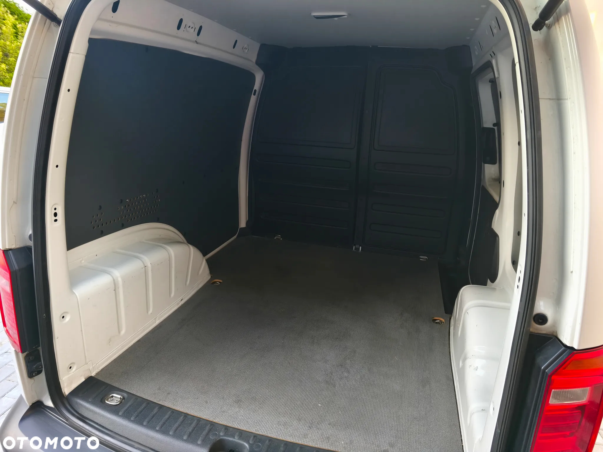Volkswagen Caddy - 13