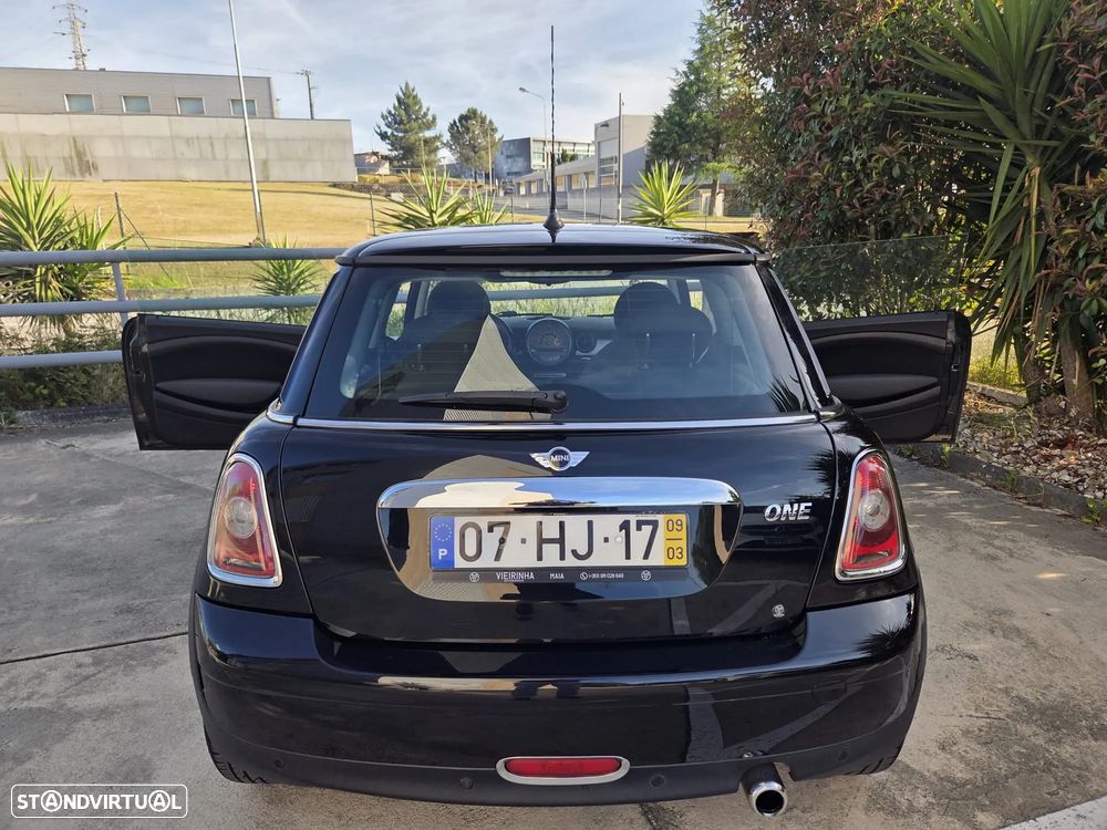 MINI 3 Portas One 1.4 - 9
