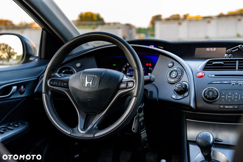 Honda Civic 1.8 Comfort - 19