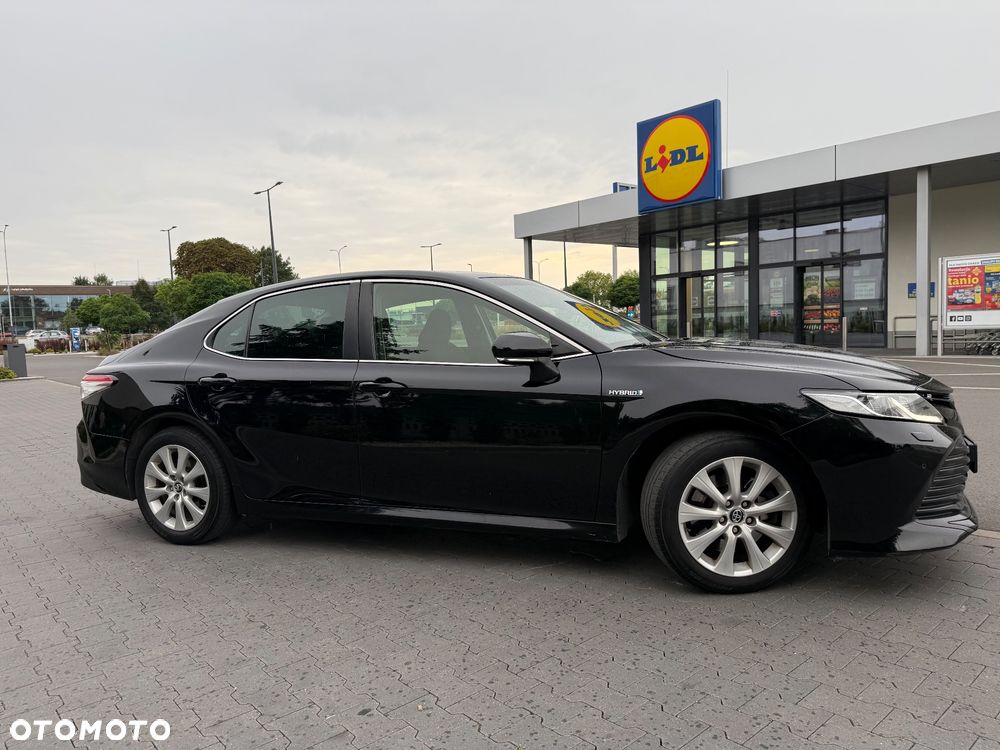 Toyota Camry 2.5 Hybrid Comfort CVT - 6