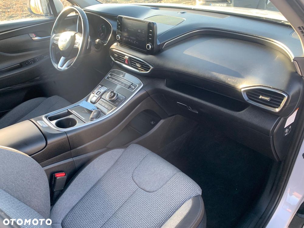 Hyundai Santa Fe 1.6 HEV 2WD 6-Sitzer Signature - 31