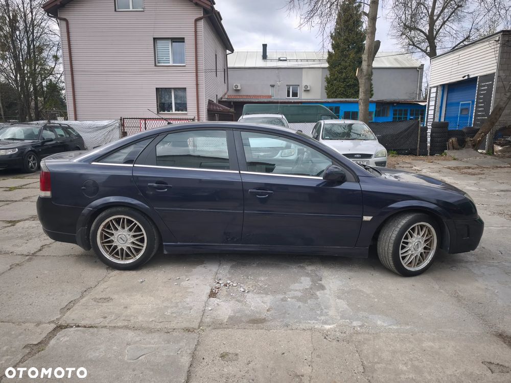 Opel Vectra 2.2 DTI - 3