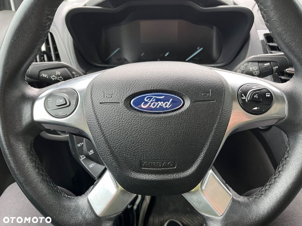Ford Tourneo Connect 1.5 EcoBlue Titanium - 20