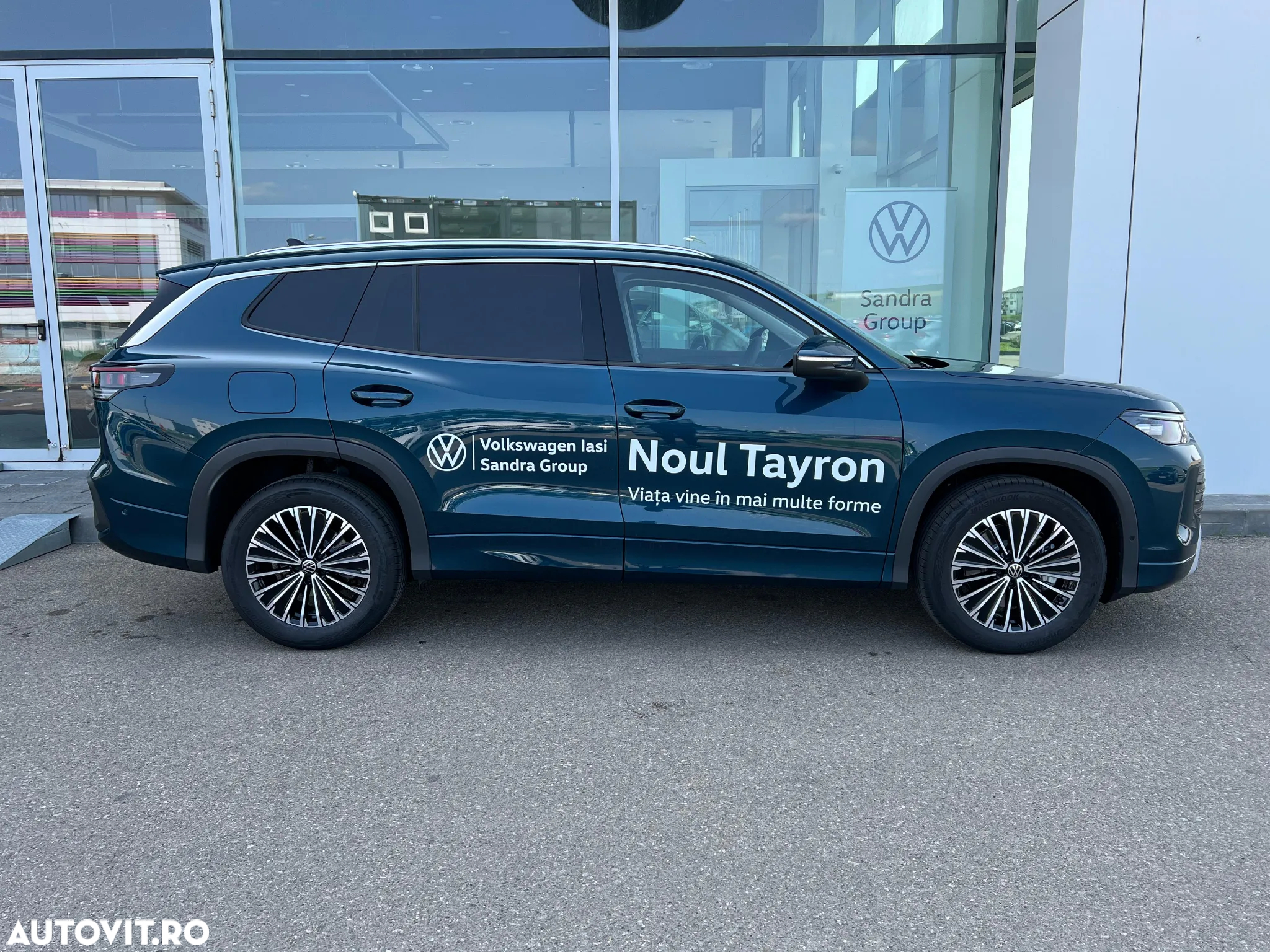 Volkswagen Tayron 1.5 eTSI DSG MHEV Life - 4