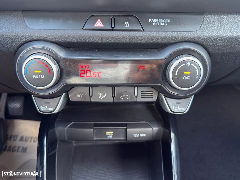 Kia Stonic 1.0 T-GDI Wave - 38