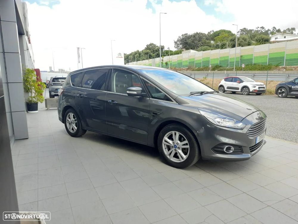 Ford S-Max 2.0 TDCi Titanium - 4