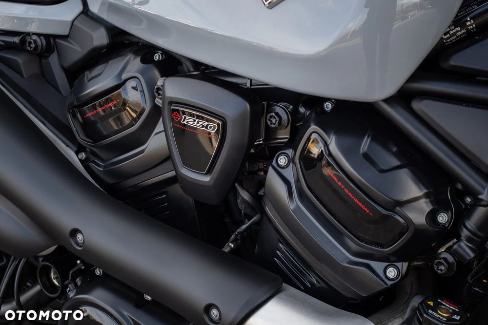 Harley-Davidson Sportster - 7